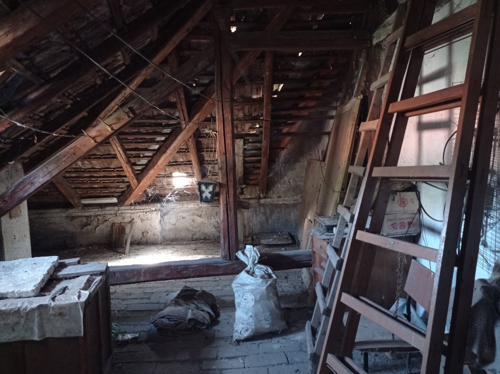 Prodej id. 1/2 historického domu se zahradou v centru Mikulova. - Obrázek 9