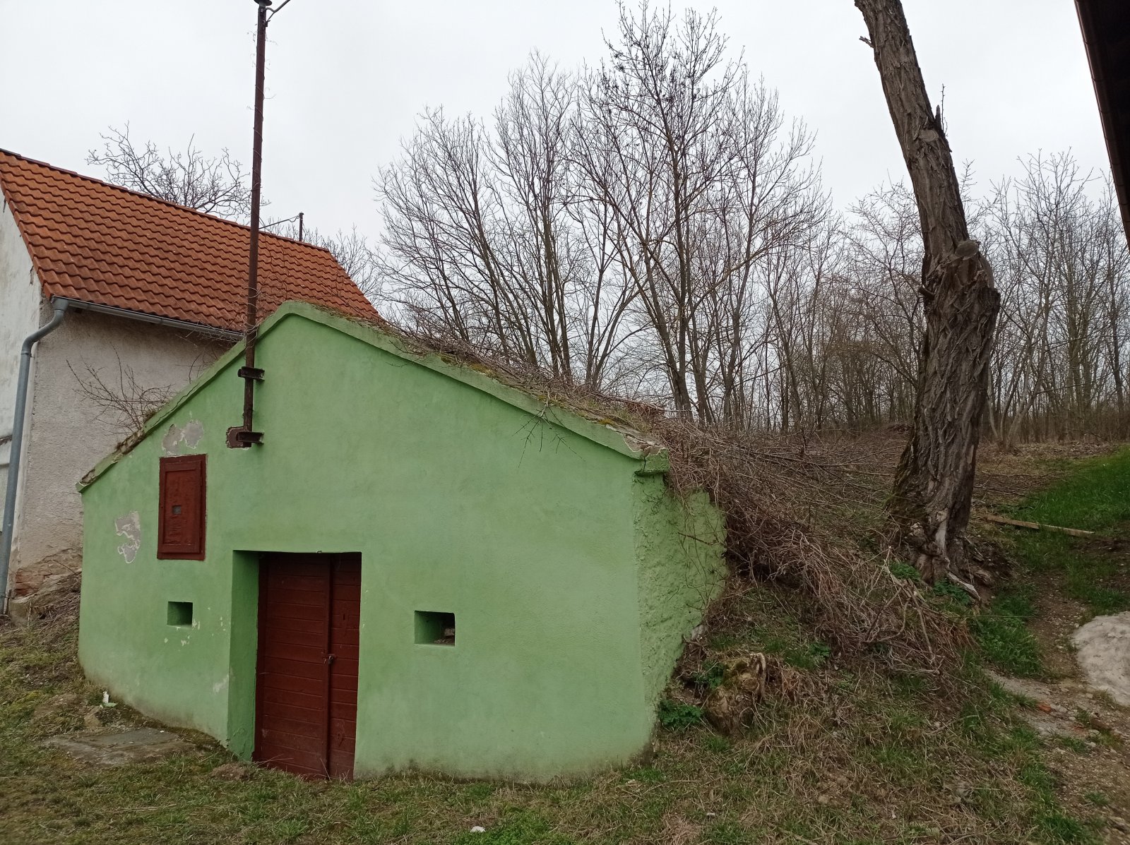 Vinný sklep s lisovnou u cyklostezky v obci Brod nad Dyjí. - Obrázek 3