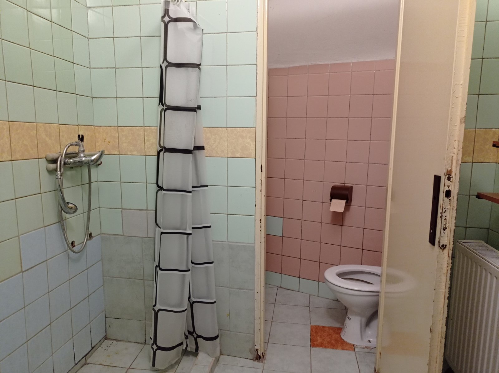 Rodinný dům s garáží na ulici Purkyňova v centru Mikulova - Obrázek 14