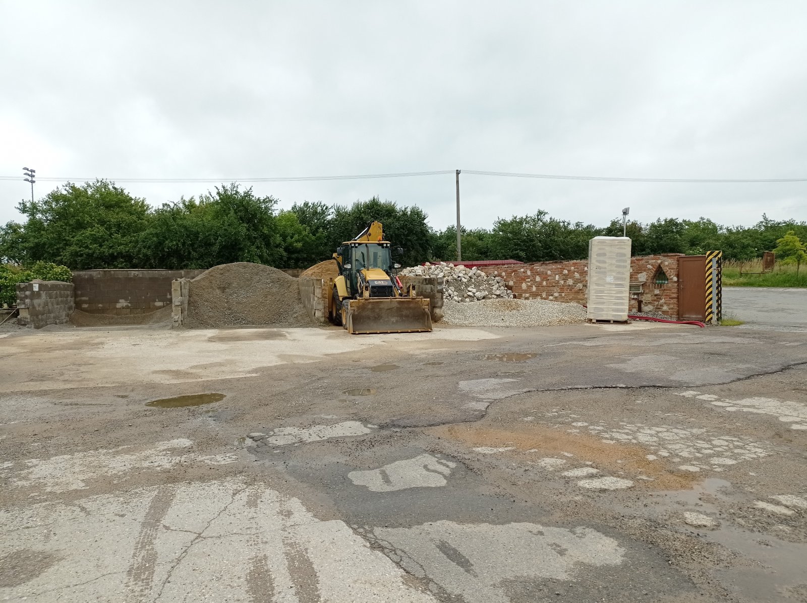 Výrobní areál s velkým potenciálem i možnostmi využití v Mikulově. - Obrázek 43