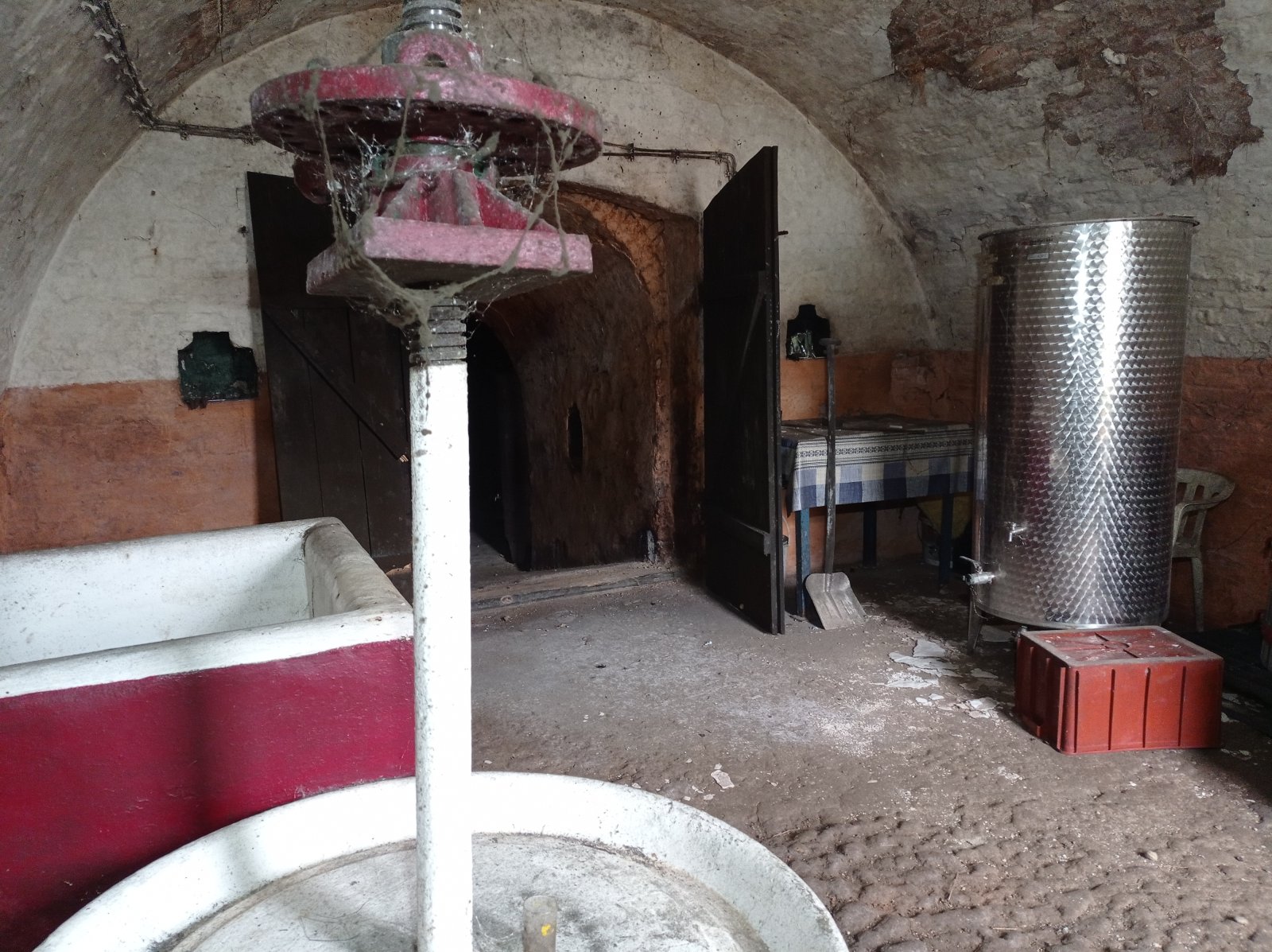 Vinný sklep s lisovnou v Brodě nad Dyjí - Obrázek 5