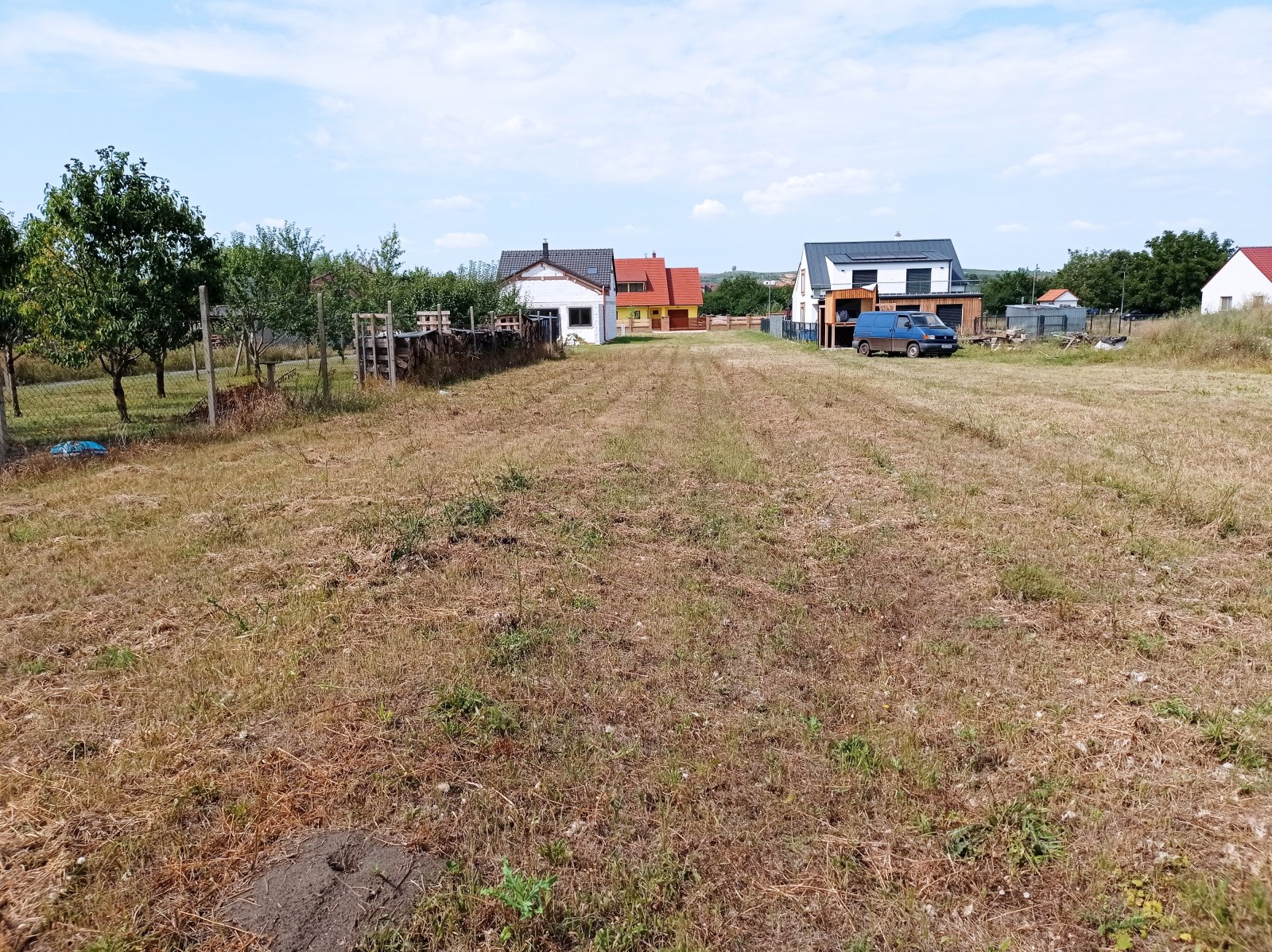Stavební pozemek v Dolních Dunajovicích s úžasným výhledem na Pálavu. - Obrázek 7
