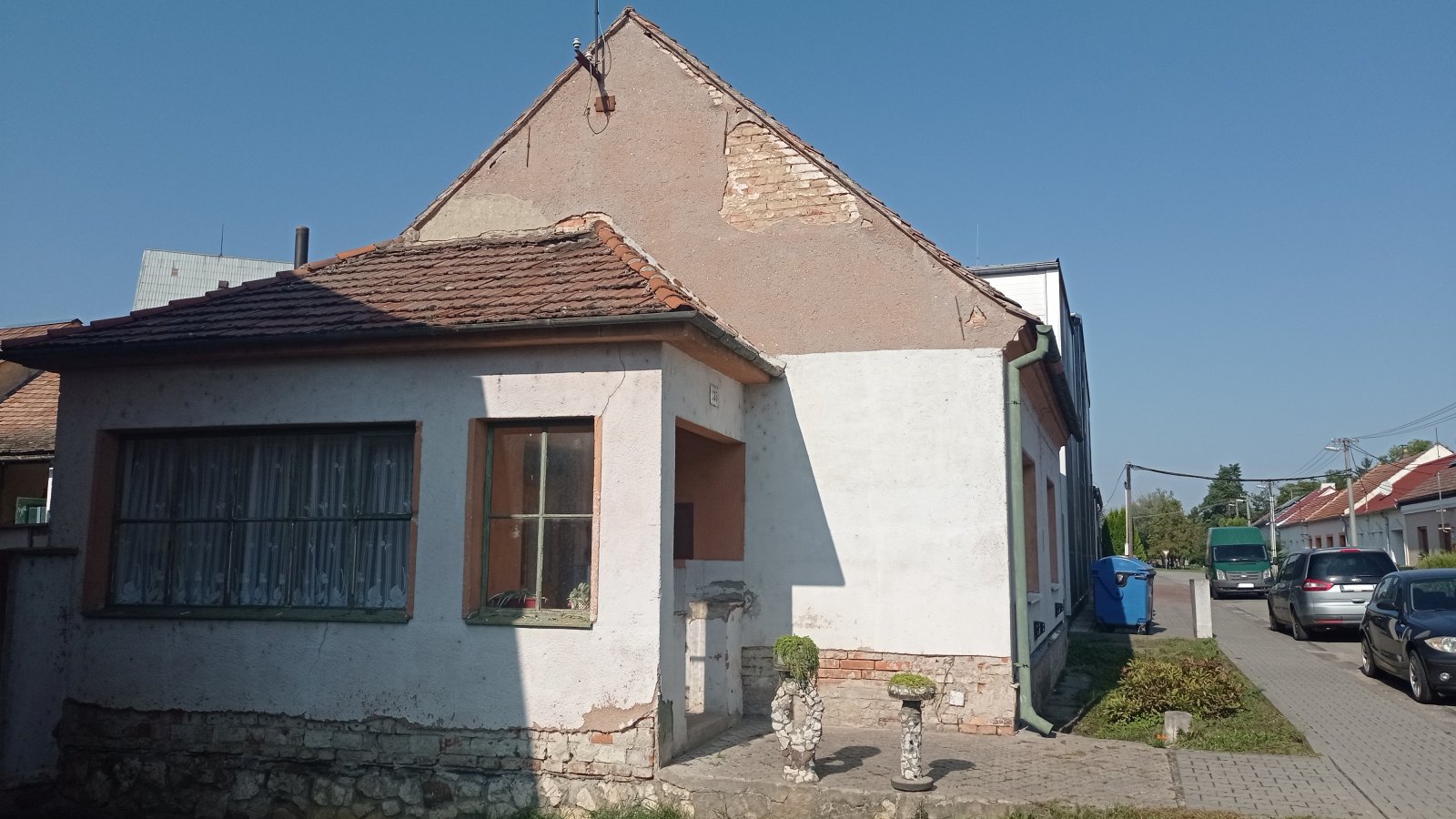 Samostatně stojící rodinný dům 3+1 v obci Novosedly - Obrázek 2