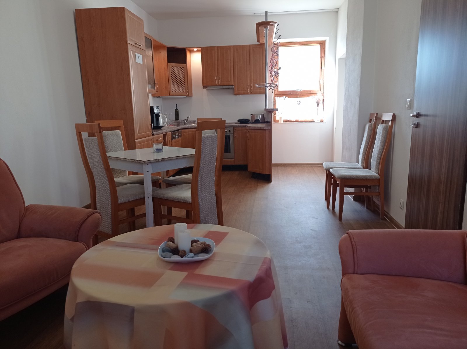 Komerční prostory s širokou škálou využití v Drnholci - Obrázek 15