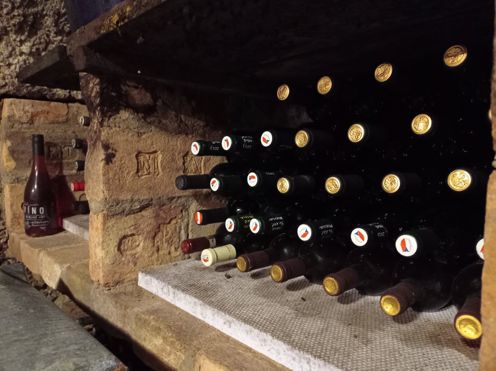 Jedinečná příležitost koupě vinného sklepa s vinicí na úpatí Svatého kopečku v Mikulově - Obrázek 13