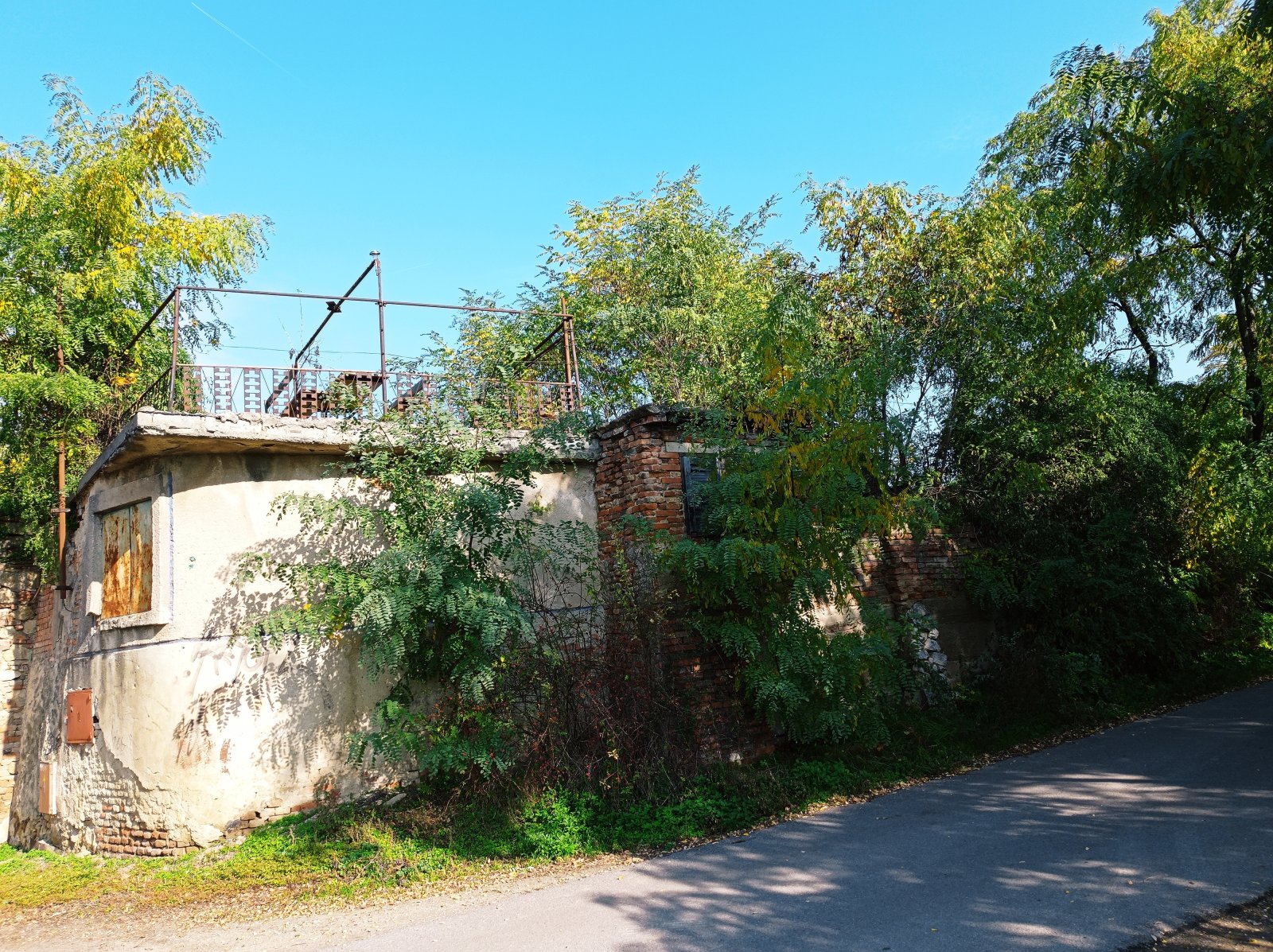 Jedinečná příležitost koupě vinného sklepa s vinicí na úpatí Svatého kopečku v Mikulově - Obrázek 26