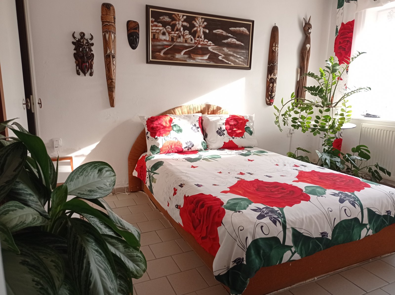 Prostorná vila se dvěma byty, garáží a krásnou zahradou v Mikulově. - Obrázek 17