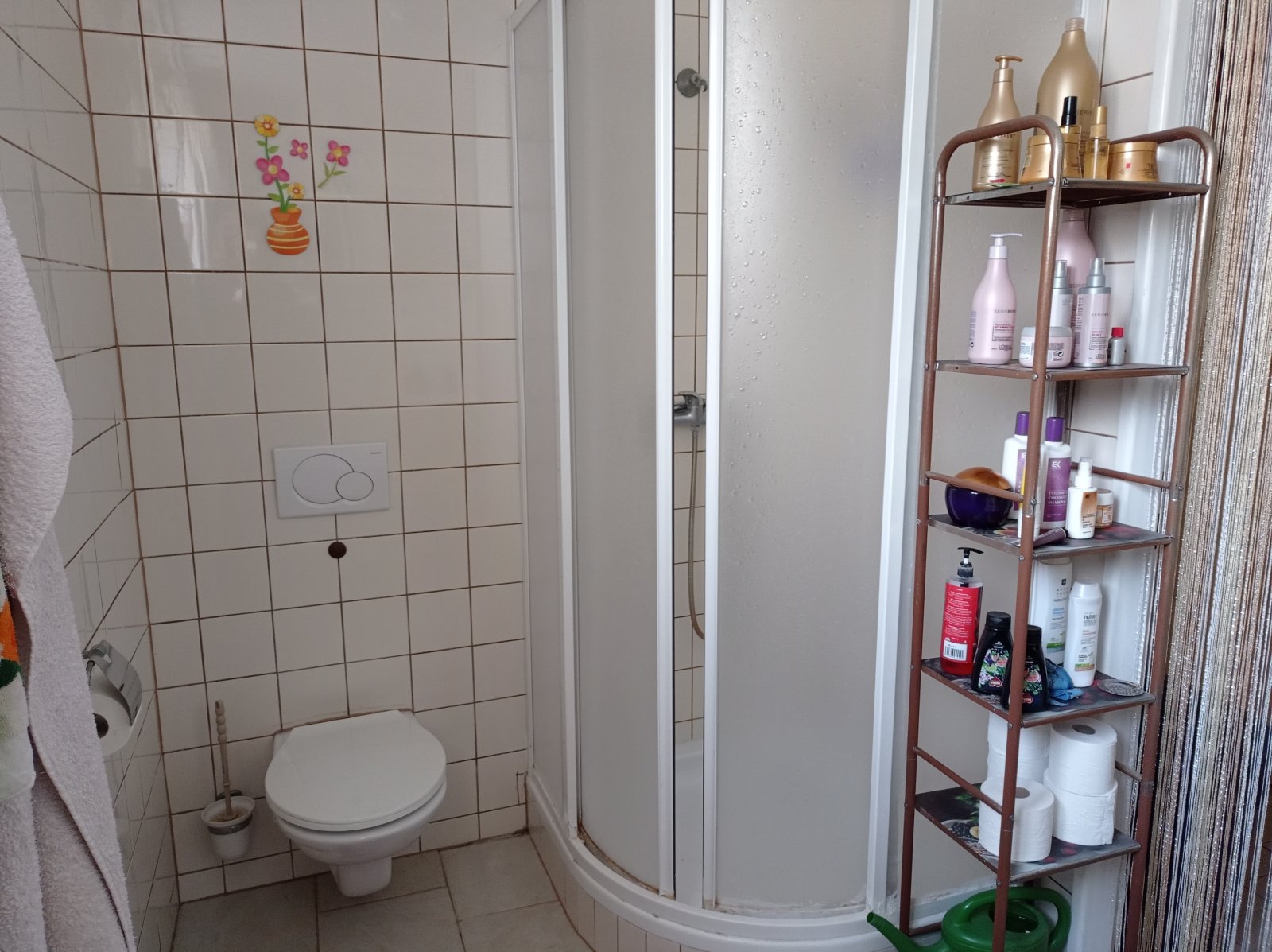 Prostorná vila se dvěma byty, garáží a krásnou zahradou v Mikulově. - Obrázek 23