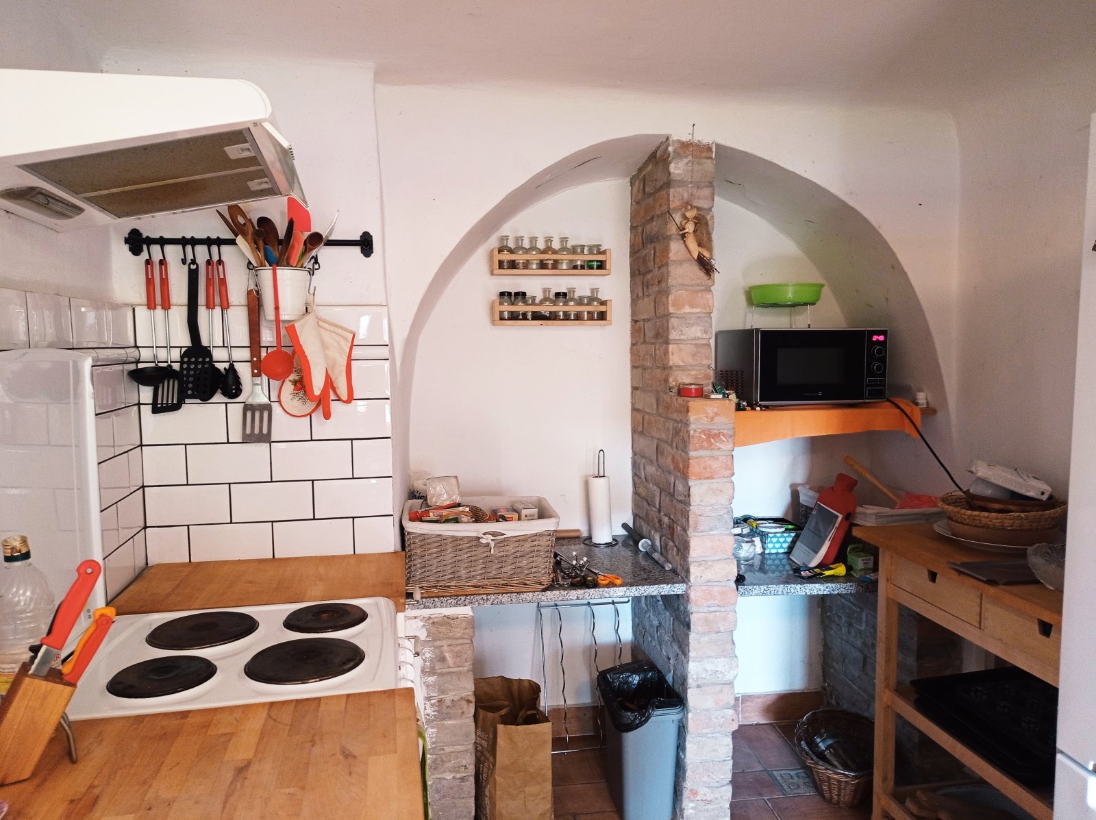 Rodinný dům se zahrádkou a krásnými výhledy v centru Mikulova - Obrázek 12