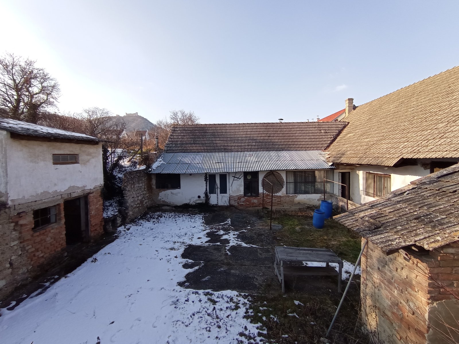 Rodinný dům s rozlehlým pozemkem v obci Pavlov - Obrázek 21