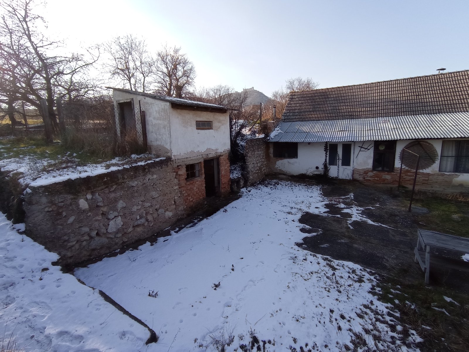 Rodinný dům s rozlehlým pozemkem v obci Pavlov - Obrázek 22