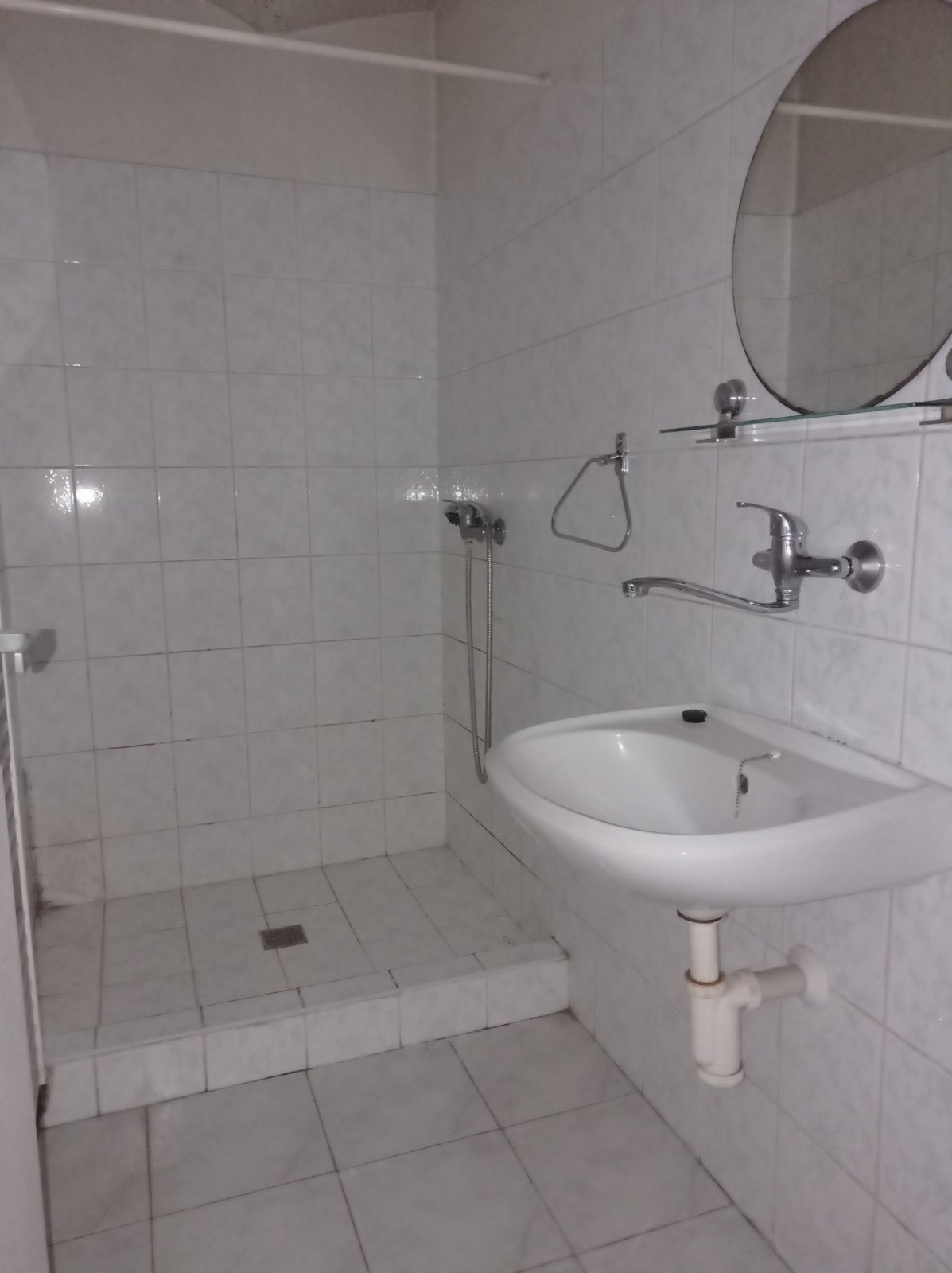 Rodinný dům s rozlehlým pozemkem v obci Pavlov - Obrázek 13