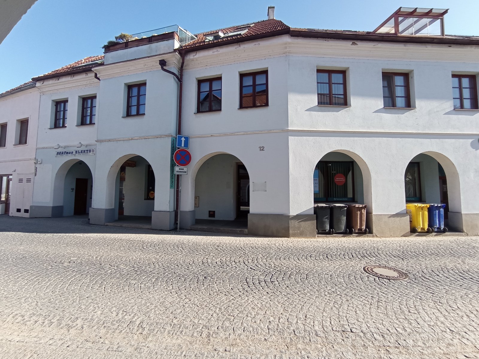 Prodej ordinace pro dva lékaře včetně kompletního zázemí v historickém centru Mikulova. - Obrázek 2