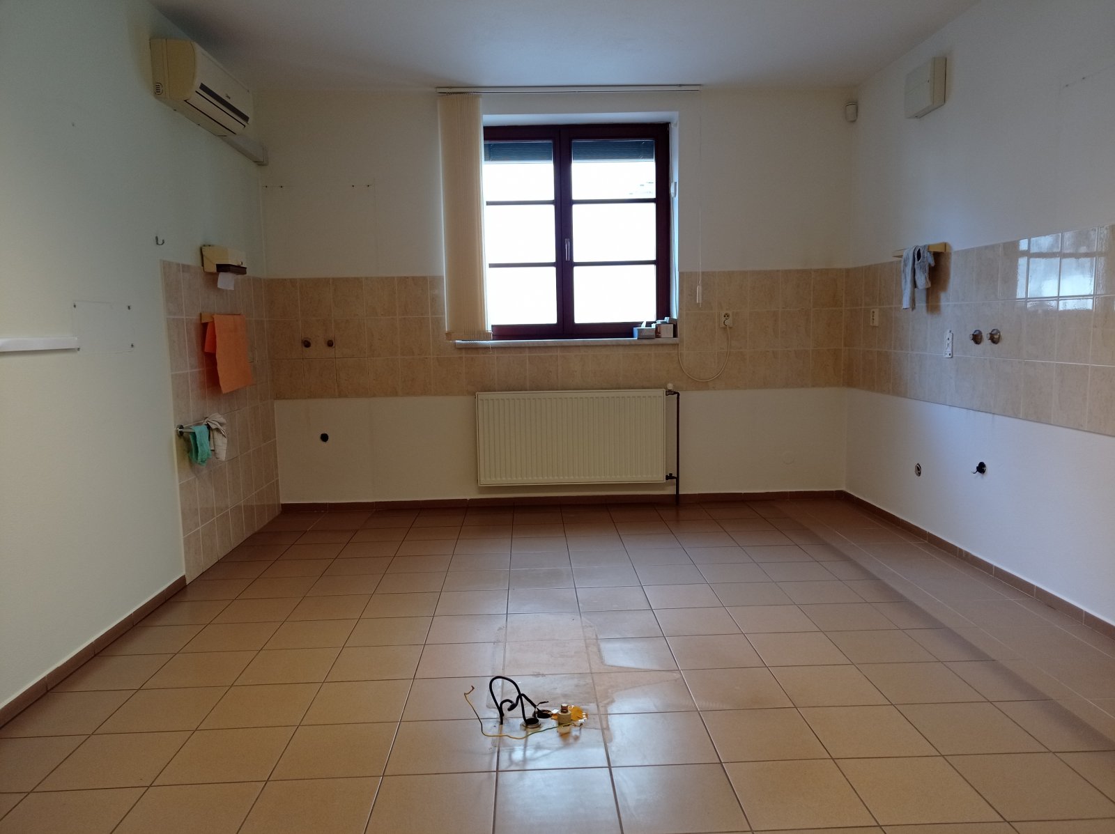 Prodej ordinace pro dva lékaře včetně kompletního zázemí v historickém centru Mikulova. - Obrázek 11