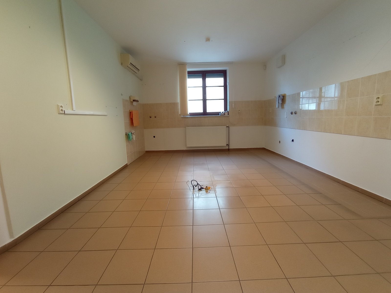 Prodej ordinace pro dva lékaře včetně kompletního zázemí v historickém centru Mikulova. - Obrázek 12