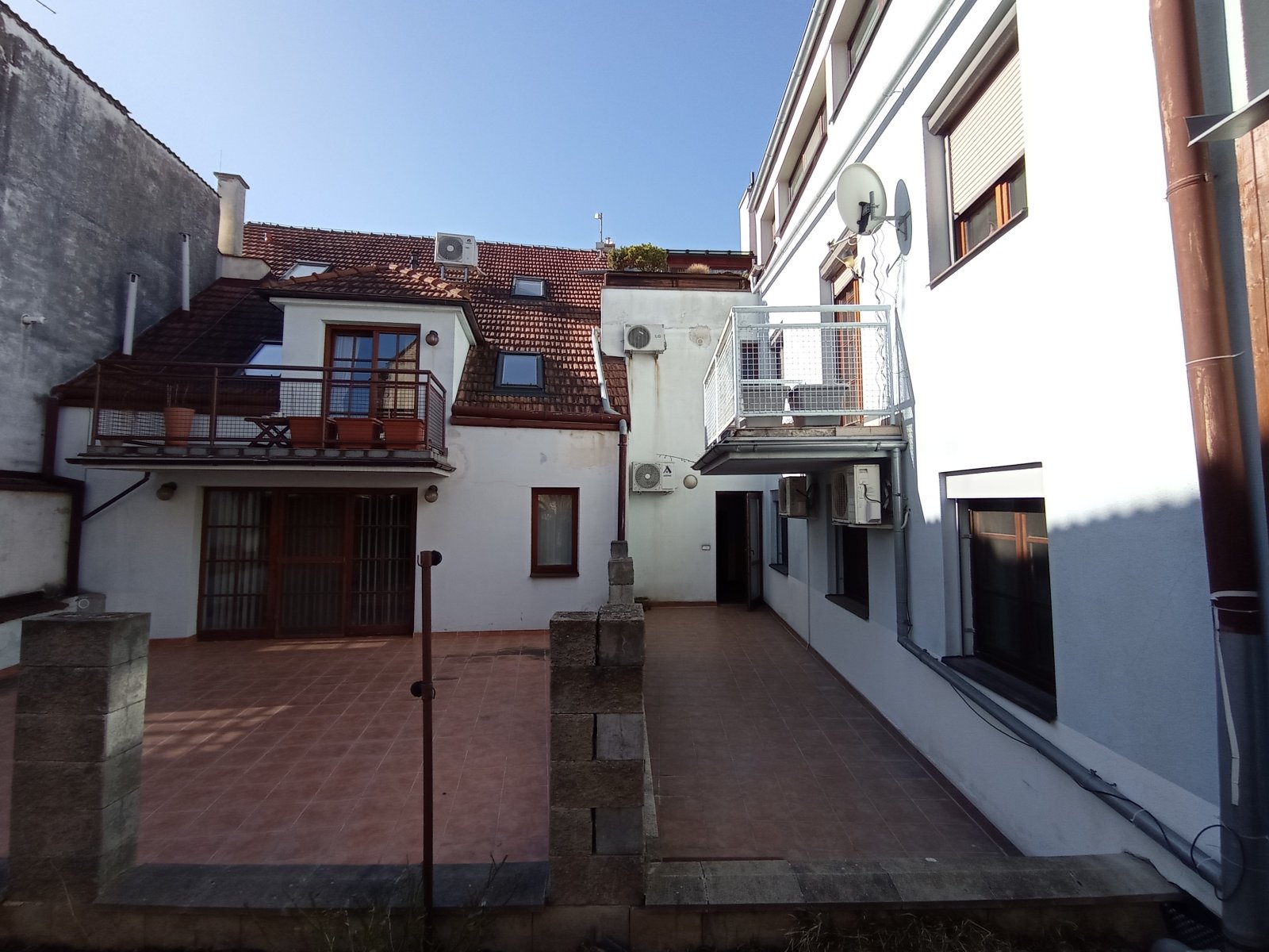 Prodej ordinace pro dva lékaře včetně kompletního zázemí v historickém centru Mikulova. - Obrázek 18