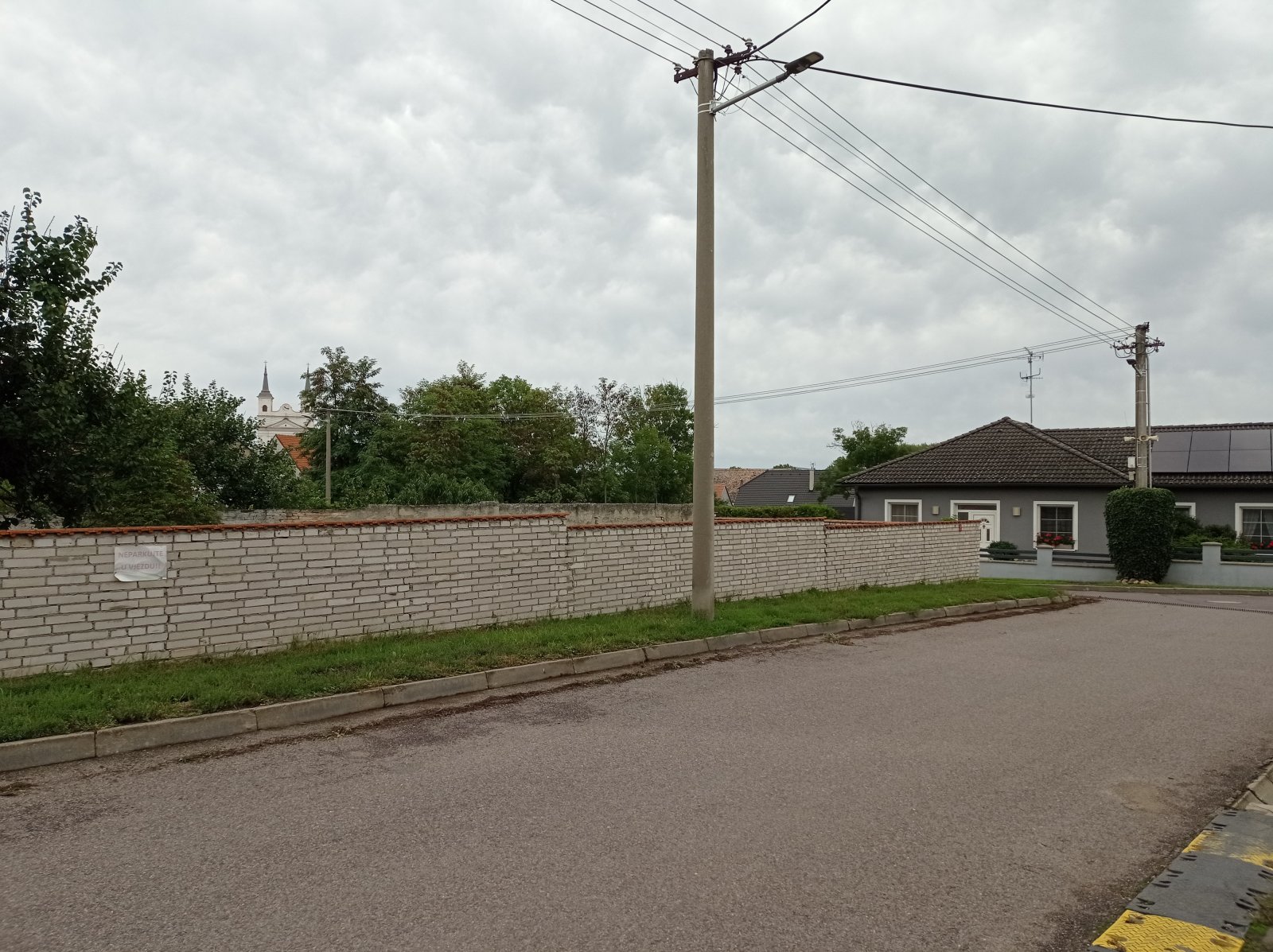 Pozemek určený k výstavbě rodinného domu v městysi Drnholec - Obrázek 6