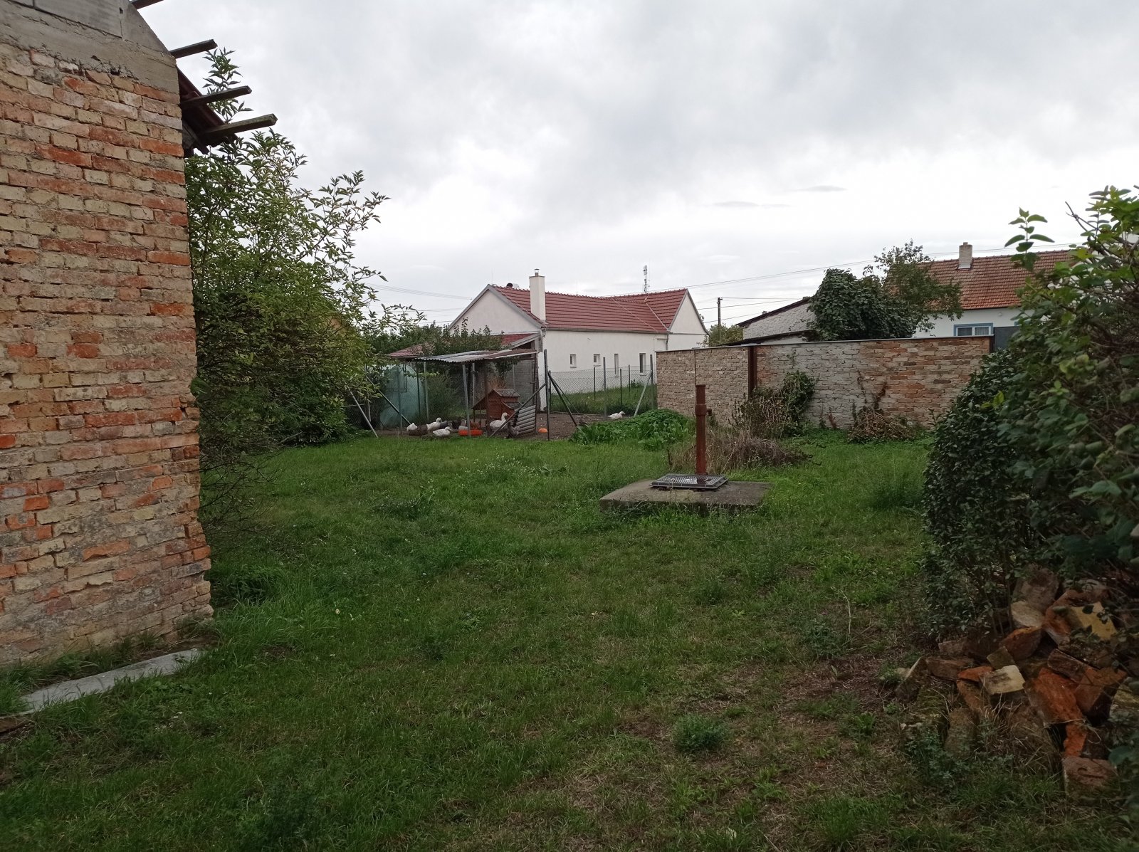 Prodej zemědělské stavby s možností přestavby na rodinný dům v Jevišovce - Obrázek 3